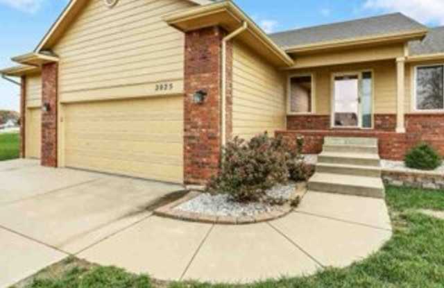 5 Bedroom Home In Derby photos photos