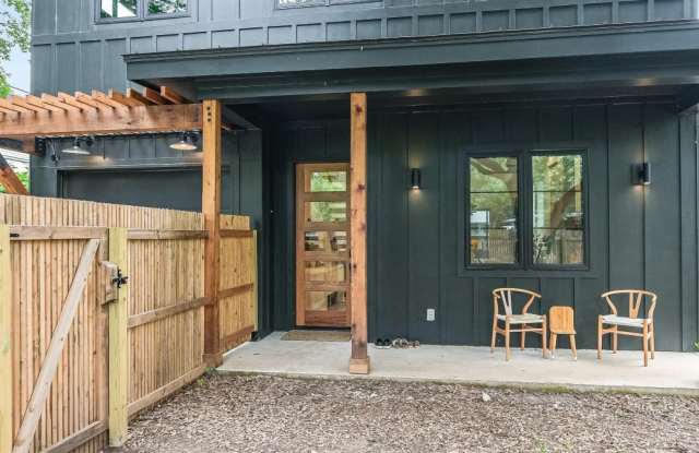 2007 Willow Street photos photos