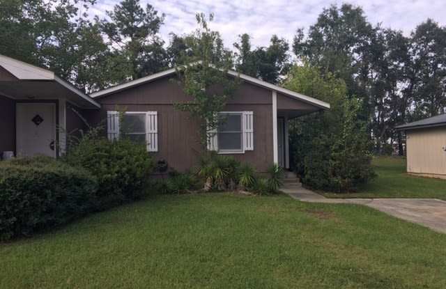 2BD/1B Duplex in Valdosta photos photos