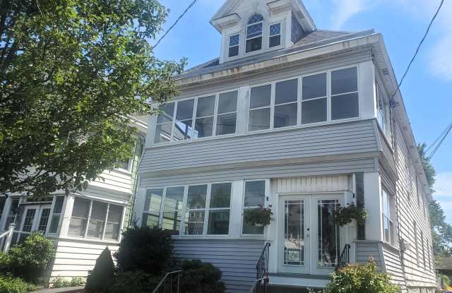 38 Summit Avenue Gallery 2