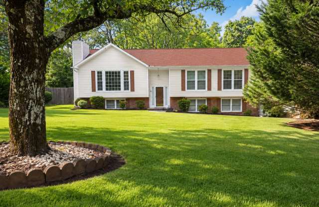4 Bedroom, 2.5 Bath Home for Rent in Quiet Community photos photos