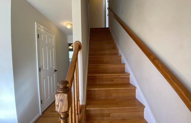 5307 RAY COURT Gallery 4