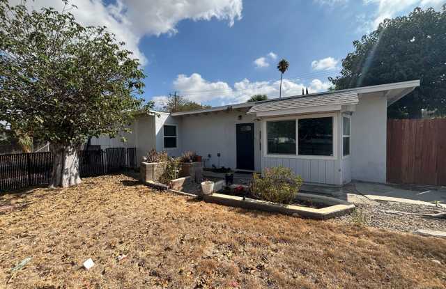 Updated 3-Bedroom Home with Office on a Large Lot – Riverside photos photos
