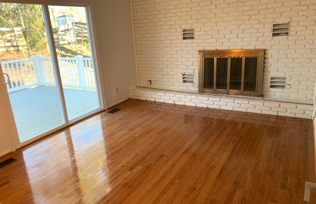 5303 CARTHAGE LANE Gallery 4