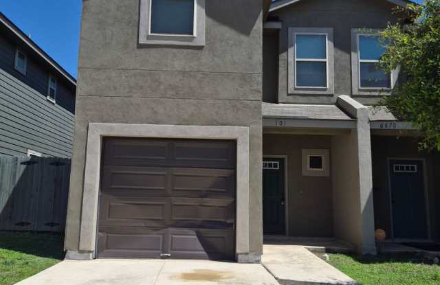6870 Lakeview Dr. #101, San Antonio, TX. 78244 photos photos