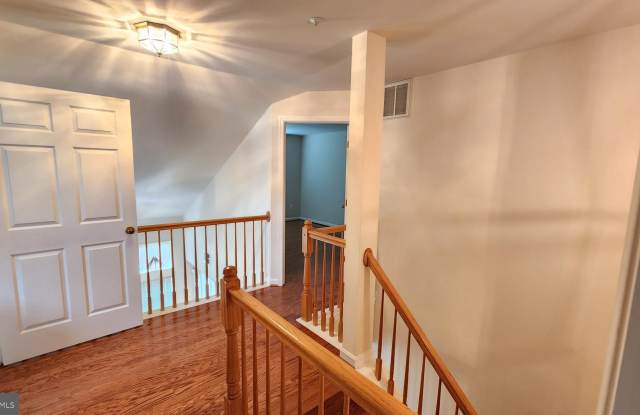 7702 HAYNES POINT WAY photos photos