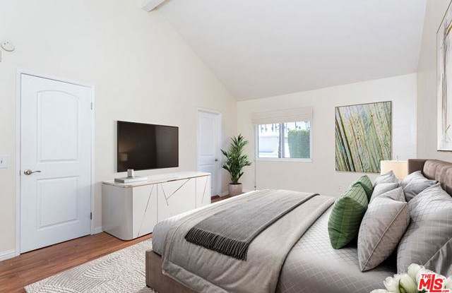 910 19th Street - 910 19th Street, Santa Monica, CA 90403 910 19th Street - 910 19th Street, Santa Monica, CA 90403