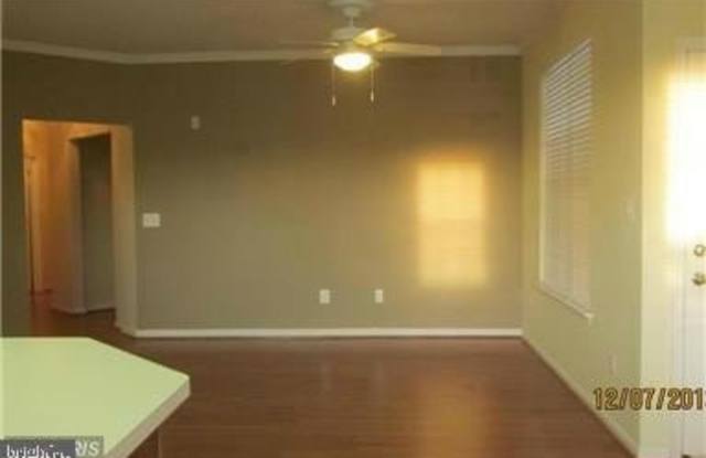 21197 MCFADDEN SQ #101 Gallery 4