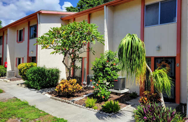 1635 58th Terrace S # 4 - 4 photos photos