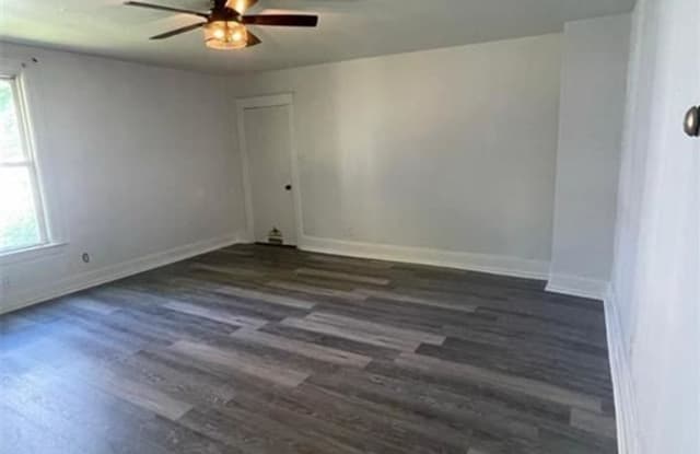 1234 West 6th Street - 1234 Apt 4 W 6th St, Lorain, OH 44052