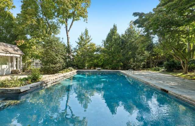 18 Heights Road photos photos