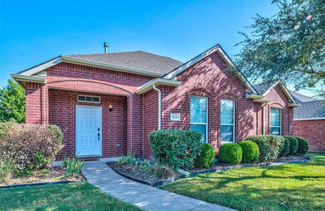 1541 Cliff Creek Drive Gallery 3