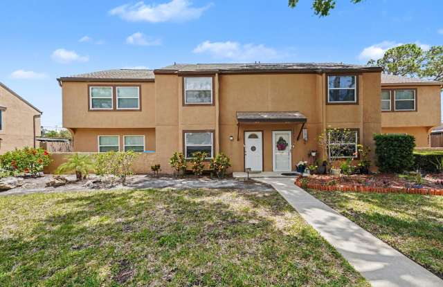 1819 Clearbrooke Dr photos photos