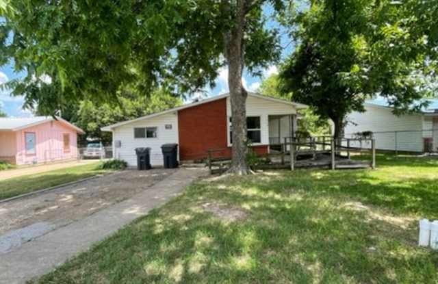 1512 Bryan Ave photos photos