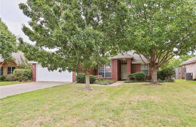 1016 Bayfield Drive - 1016 Bayfield Drive, Denton, TX 76209