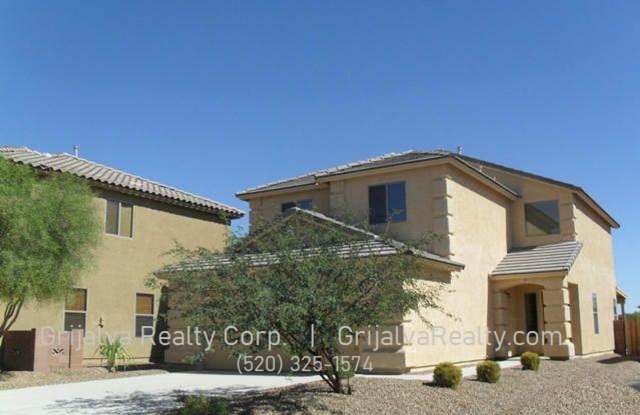 4 Bedroom, 2 Bath Two-Story Home in Los Arroyos for Rent (Old Nogales Hwy/Calle Verde) photos photos