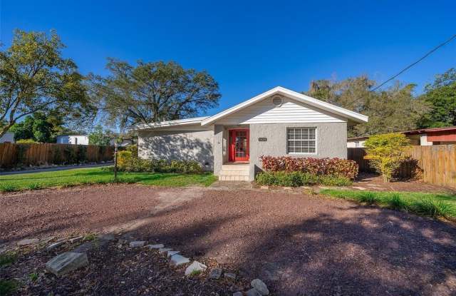1420 FRANCIS AVENUE photos photos