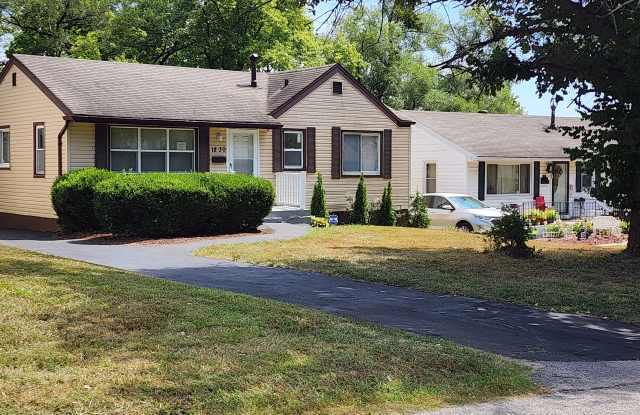 1830 Ferguson Avenue photos photos