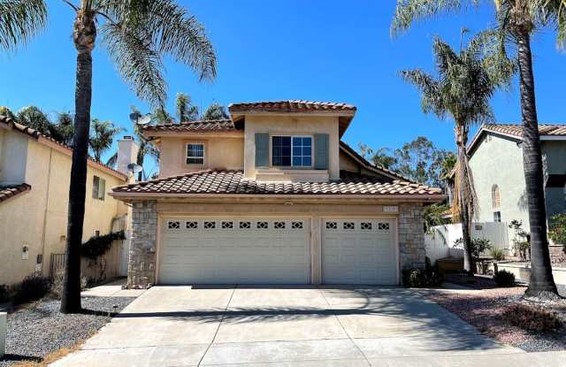 Spacious 4 Bedroom Santa Fe Hills Home with 3-Car Garage - 1214 Calle Prospero, San Marcos, CA 92069