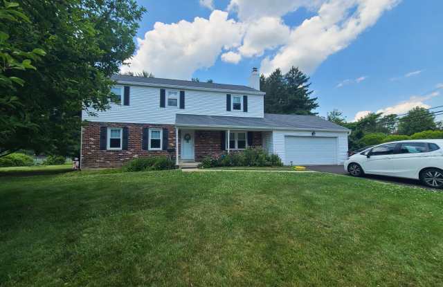 2105 Hemlock Road photos photos