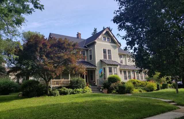 2501 N UNDERWOOD Street photos photos 2501 N UNDERWOOD Street photos photos