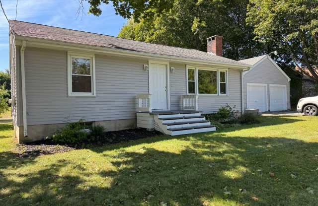 2BR/1B House with Attached Garage for Rent! photos photos