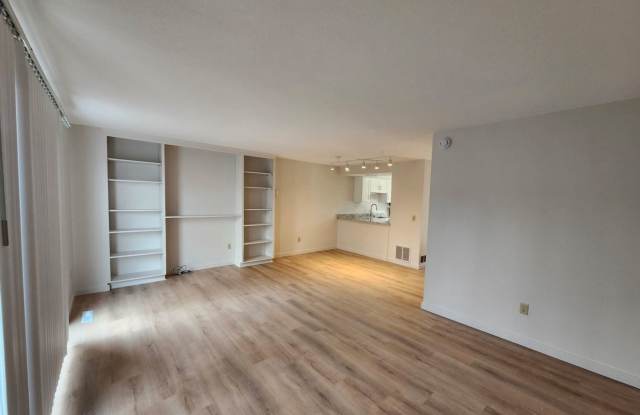 Beautifully Renovated 3-bed, 1.5-bath Condo photos photos