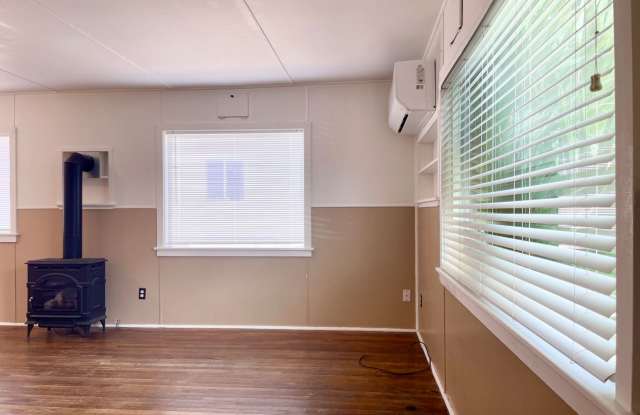 Charming 1 Bedroom photos photos Charming 1 Bedroom photos photos