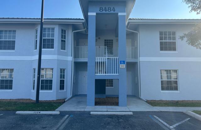 Coming in Oct 3/2 Condo off Six Mile Cypress photos photos