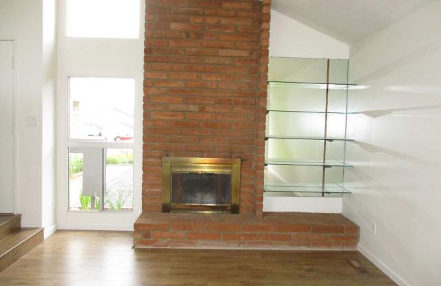 4310 Valoma Place Gallery 3