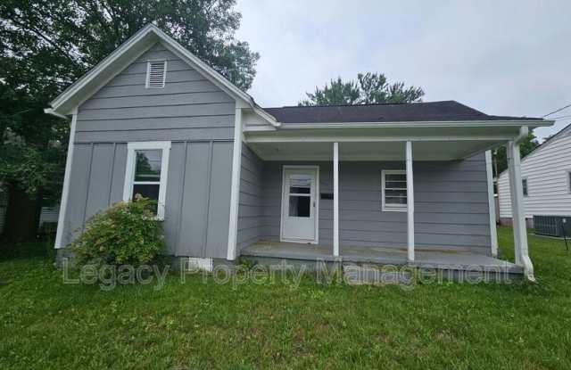1111 N. Mebane Street photos photos