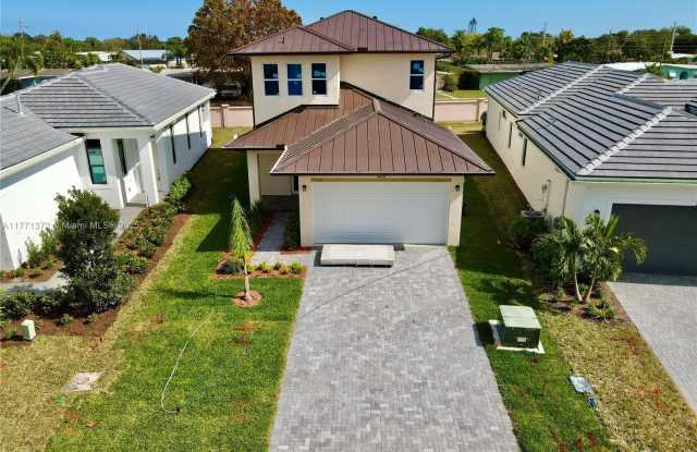312 SE Via Sangro photos photos