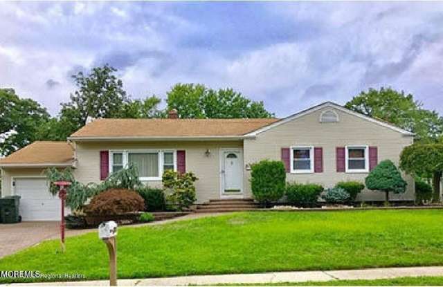 505 W Lincoln Avenue photos photos