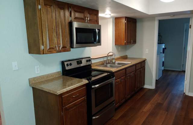 1780 Highland Park Gallery 3