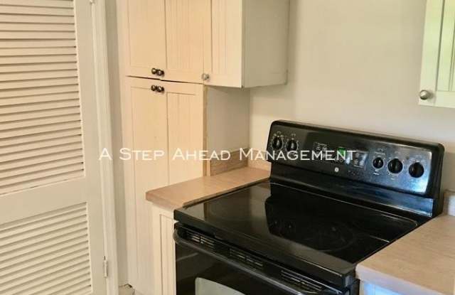 3135 Wade St - 3135 Wade Street, Indianapolis, IN 46203