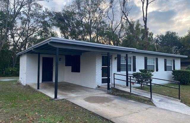 815 LA MARCHE Drive photos photos