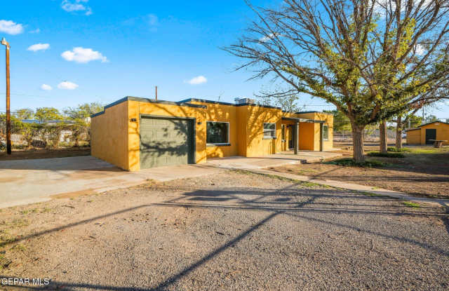 8149 Halloway Place - 8149 Holloway Place, El Paso, TX 79907