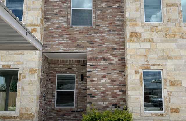 4614 West Huckleberry - 3 photos photos