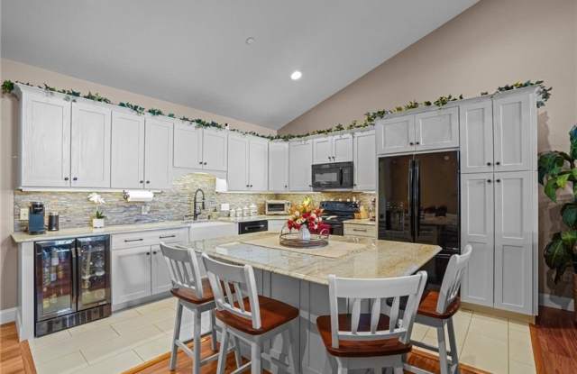 1 Tupperware Drive unit: 120 - 1 Tupperware Drive, Providence County, RI 01504