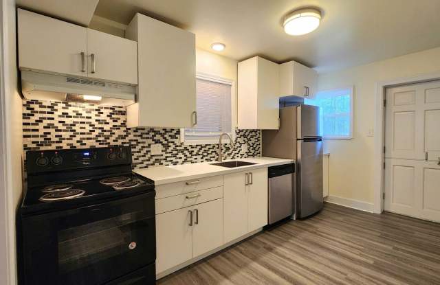 Updated 4BR house with garage! photos photos Updated 4BR house with garage! photos photos
