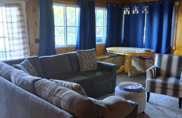 Four Bedroom with Fireplace and Parking photos photos Four Bedroom with Fireplace and Parking photos photos