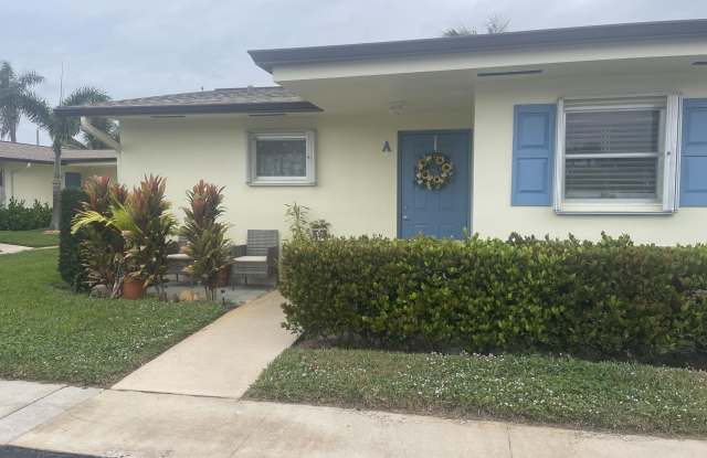 2864 E Crosley Dr E photos photos