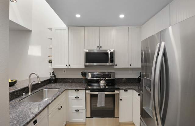 3054 Rue Dorleans Gallery 4
