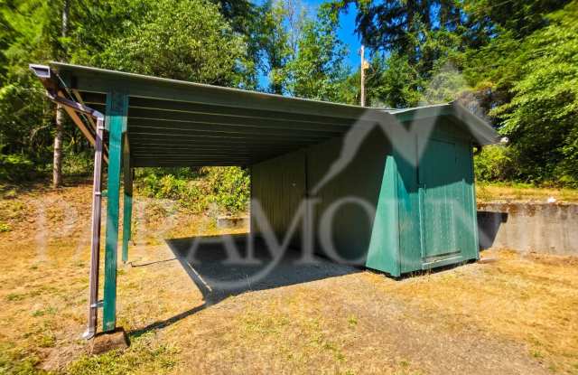Cozy 2-Bedroom with Expansive Yard! Gallery 4
