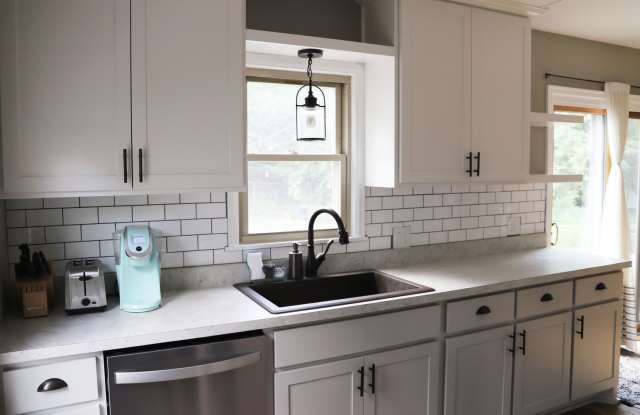 Comfortable  Convenient Living at 6510 Cedar Lake Rd photos photos