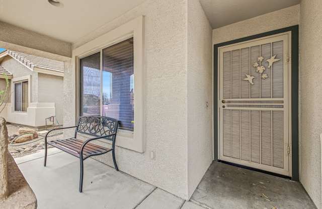 4 Bedroom Home with Solar! Private Pool and Landscaping Included! Gallery 4