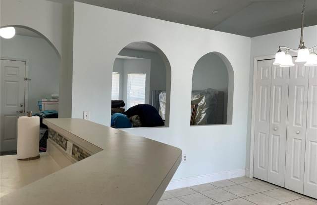 2759 GRAMERCY DRIVE Gallery 3