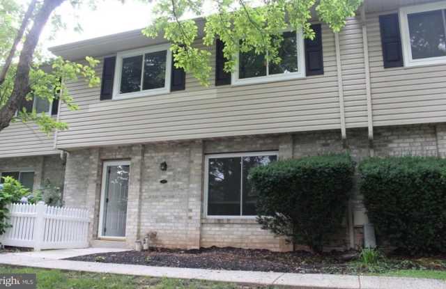 306 VILLAGE WALK - 306 Village Walk, Lionville, PA 19341