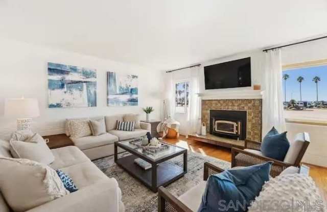 8373 El Paseo Grande Gallery 3