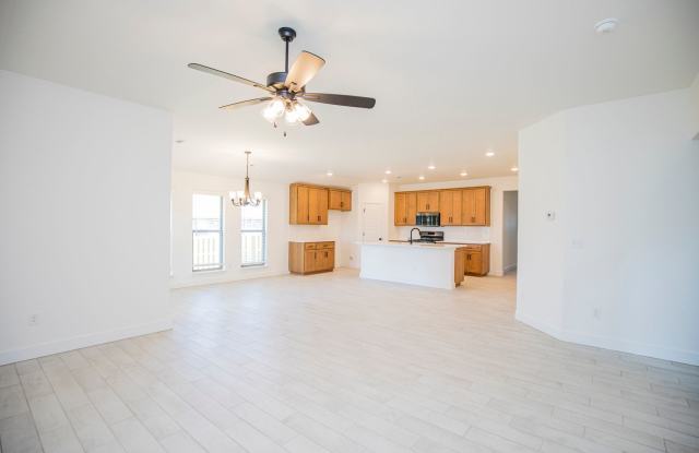 ***2515 Westbrook Loop*** Gallery 4
